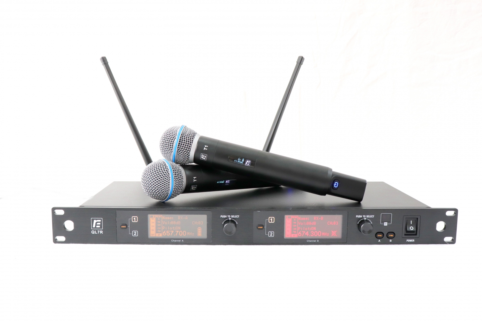 RFIntell QL7R/T1-A 651,800-683,400 МГц 2-канальная радиосистема с 2-мя ручными микрофонами в Чите